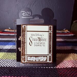 Disney D23 Reagan Library Storybook Snow White Hinged Pin PP91836